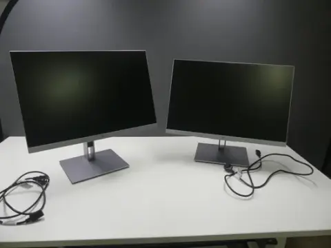 2x HP - Moniteur