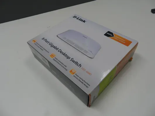 D-Link - مبدل مكتبي جيجابت 8 منافذ