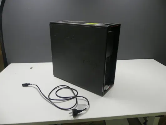 Lenovo - ThinkStation - Windows 11