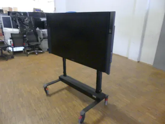 Microsoft - Surface Hub - Windows 11 - display interattivo