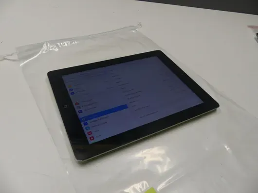 Apple - iPad mini 4 - 16 GB