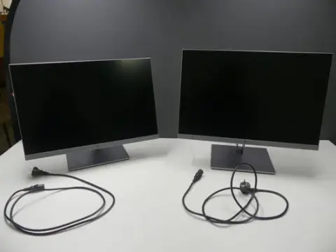 2 pz. monitor hp