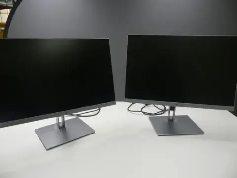 2 pz. monitor hp