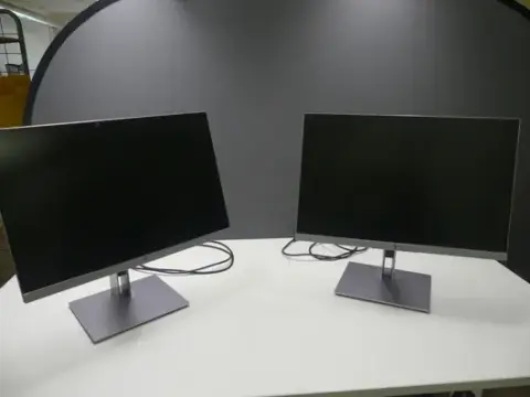 2 pezzi hp - E243i - 24 pollici - monitor LCD