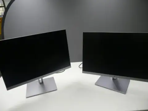 2 pz. hp - E243i - monitor
