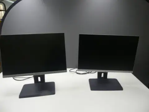 2 pz. monitor hp