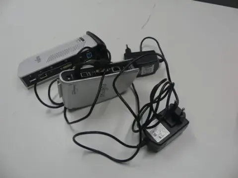 Lotto Fujitsu - docking station, incluse alimentatori