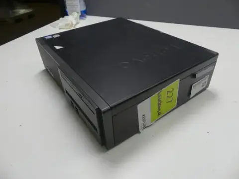 Lenovo - ThinkCentre M710s - Windows 11