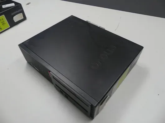 Lenovo - ThinkCentre M710s - Windows 11
