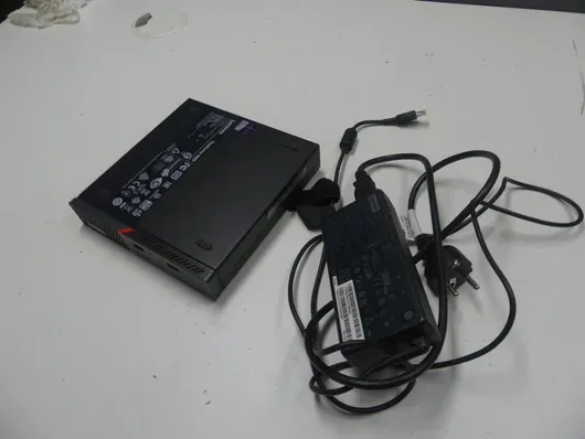 Lenovo - ThinkCentre M900, virtajohdolla