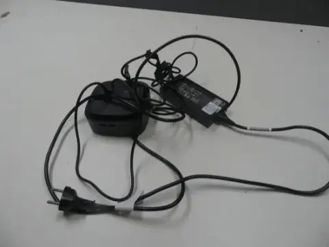 hp - docking station USB-C, con alimentatore e cavo