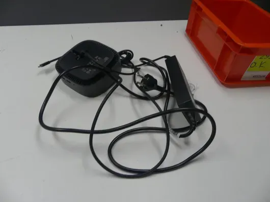hp - docking station USB-C, con alimentatore e cavo