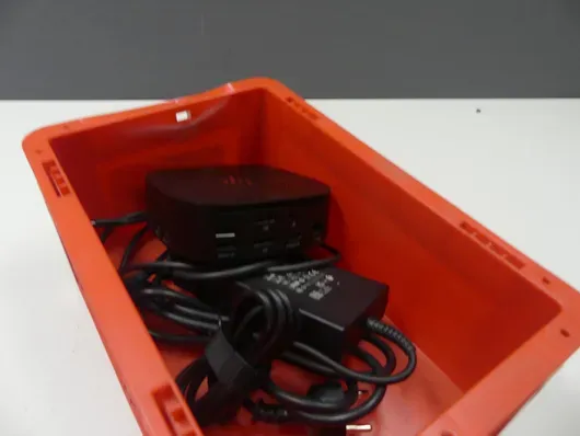 hp - docking station USB-C, con alimentatore e cavo