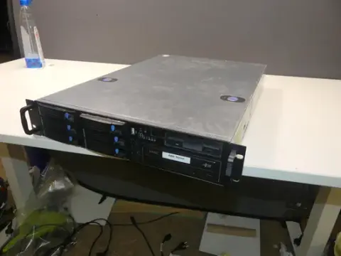 Server rack