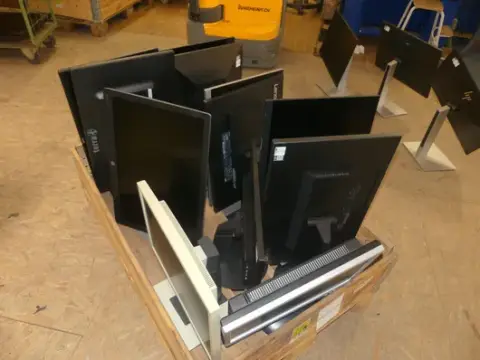 12x monitor