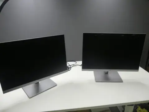 2 pz. monitor hp