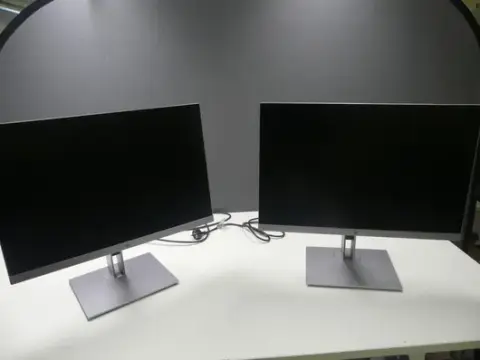2 pz. monitor hp