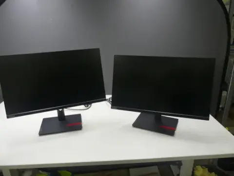 2 pz. hp - monitor