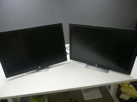 2 pz. hp - monitor