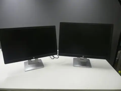 2 adet hp - monitör