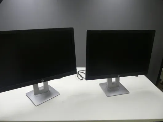 2 hp मॉनिटर