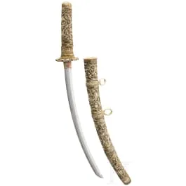 Wakizashi dans un montage en ivoire sculpté, fin de la période Edo