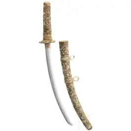 Wakizashi dans un montage en ivoire sculpté, fin de la période Edo