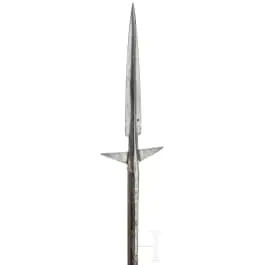 Una rara picca militare con traversa, Europa settentrionale, circa 1500