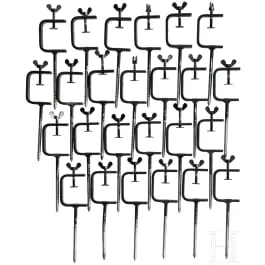 25 wandhouders voor hellebaarden