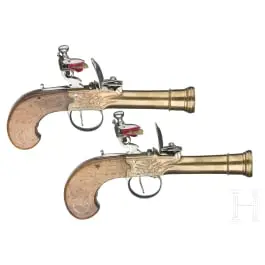 Un paio di pistole Tromblon a pietra focaia, Francia, circa 1760