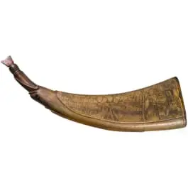 Prachový roh s loveckou rytinou, německý, kolem 1700