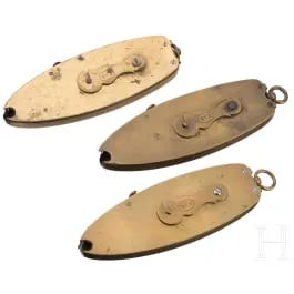 Tre tennhettebeholdere, Frankrike, andre halvdel av 1800-tallet