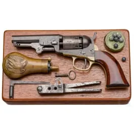 Colt Mod. 1848 Pocket، في صندوق