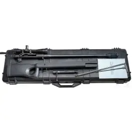 Skarpskytterriffel McMillan Mod. M87ELR, med Leupold kikkertsigte, i kuffert