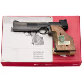 Hämmerli Mod. 208 International, dans un carton