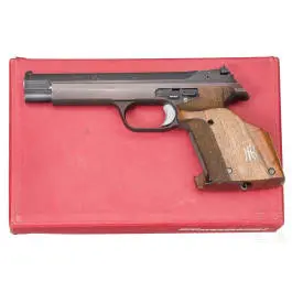 SIG Hämmerli P 240, dans sa boîte
