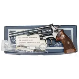 Smith & Wesson Mod. 17-2, "The K-22 Masterpiece", u kutiji