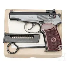Makarov Mod. IJ 70, met sportvizier