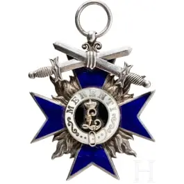 Croix de l'ordre du mérite militaire 4e classe avec épées