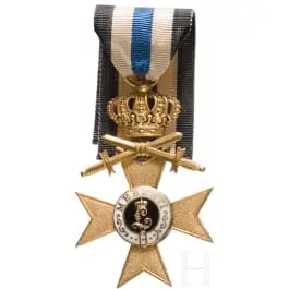 Croix du mérite militaire 1re classe avec épées