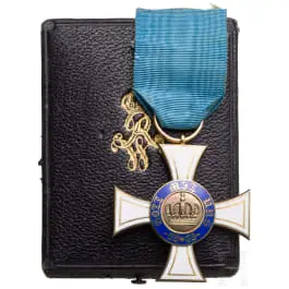 Ordre royal de la Couronne, croix de 3e classe