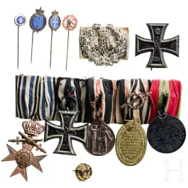 Barrette de décorations en cinq parties et autres distinctions