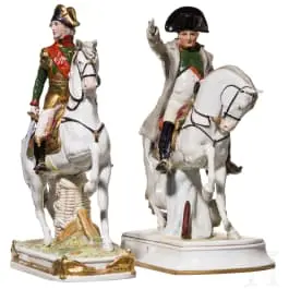 Due figure equestri colorate in porcellana, XX sec.