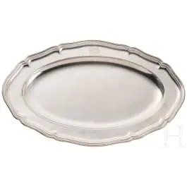 Zilveren serveerschaal uit het tafelservies van het Beierse koningshuis, circa 1900