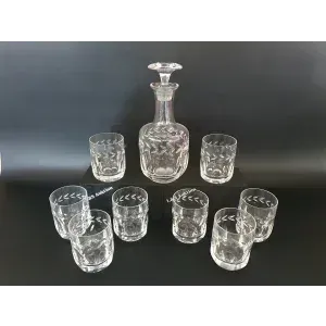 醒酒器 + 8 只玻璃杯