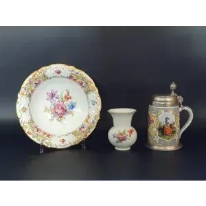 Schumann 装饰盘和 2 件 AK Kaiser