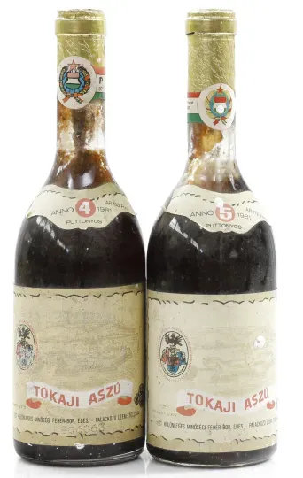Kulonleges Minosegu Tokaji Aszu 4 Puttonyos 1981 0,5 l, Kulonleges Minosegu ... und 1 weiterer