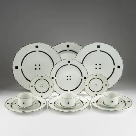 Robert Siegel, Charles Gwathmey – 23-delige servies 'Tuxedo', 1984 (ontwerp)