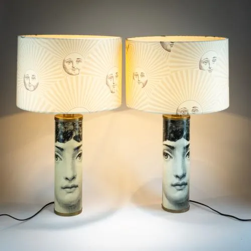 Piero Fornasetti – Two table lamps 'Viso di Donna' with shade 'Sole', 1950s (design)