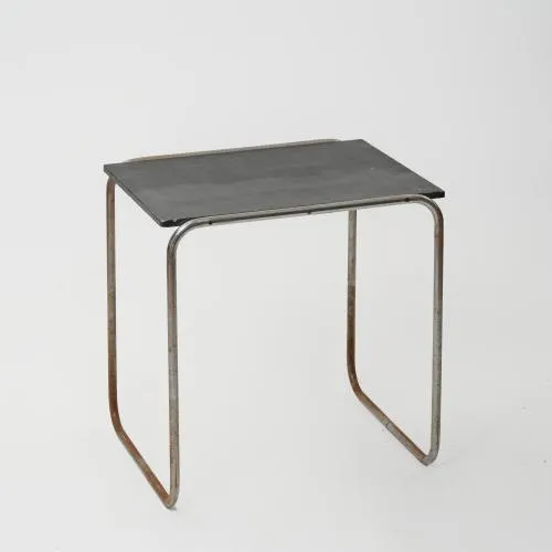 Marcel Breuer (dans le style de) – Table d'appoint 'B 9' - variante, vers 1925/26 (design)